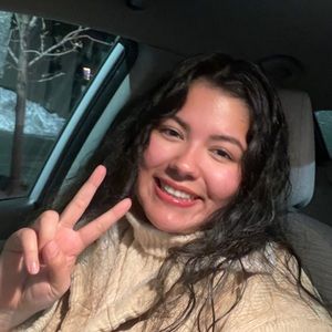 Meet your Posher, Stephania